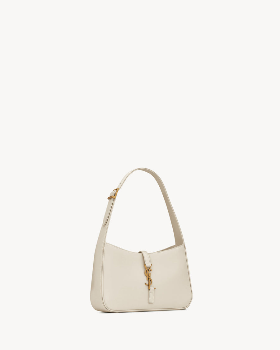 ´Sac Ysl Le 5 À 7 En Semi Cuir Lisse Blanc Vintage – image 4