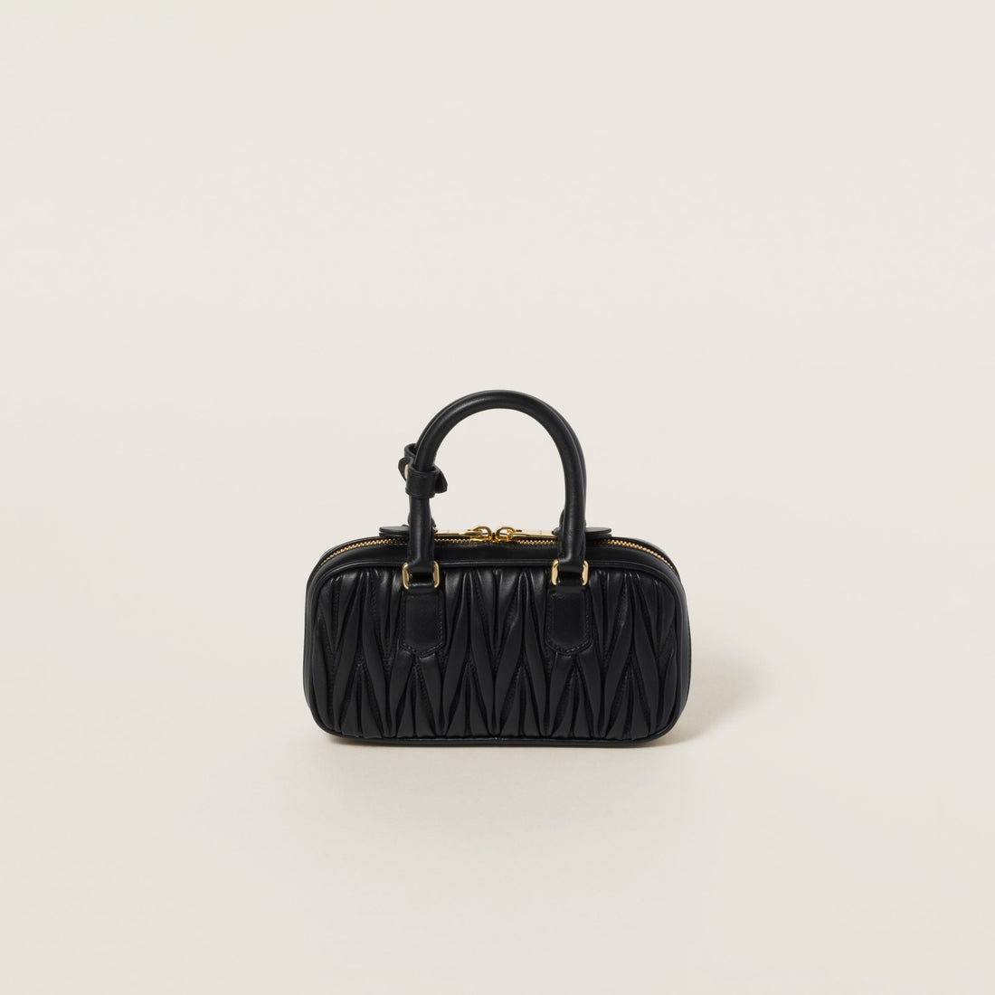Mini sac Arcadi matelassé en noir – image 3