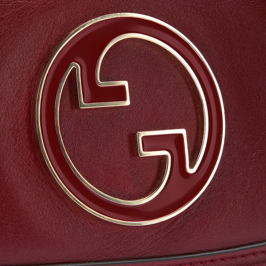 Sac À Épaule Gucci Blondie Petit Format En Bordeaux – image 4