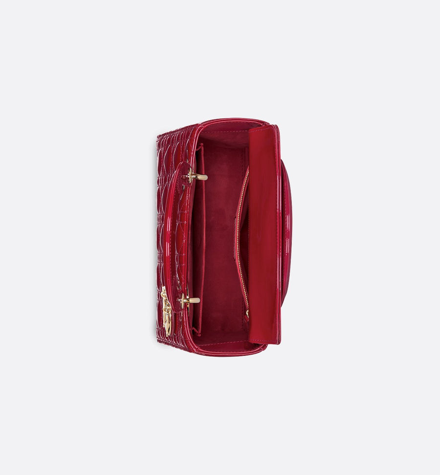 Sac Lady Dior Medium verni rouge cerise – image 4