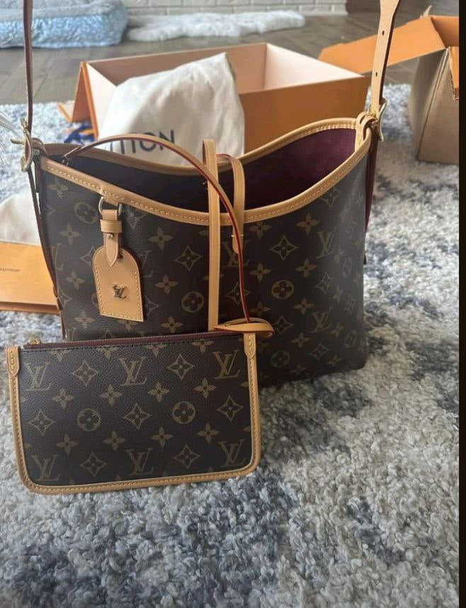 Sac LV CarryAll MM Toile Monogram – image 8