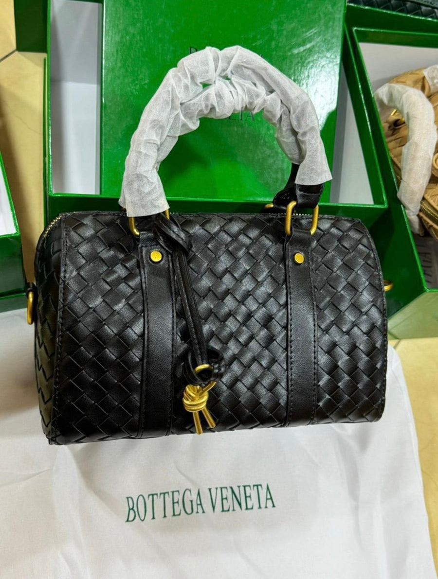 Sac À Main Vintage En Véritable Tressé En Forme D’oreiller – image 2