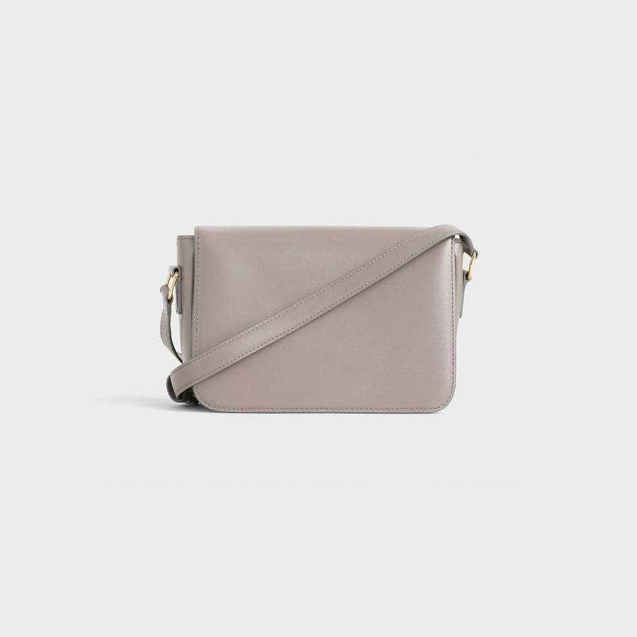 Sac Triomphe Teen Veau Brillant En Gris Caillou – image 3