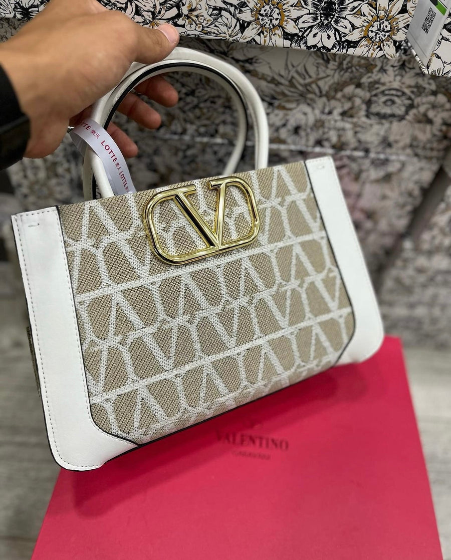 Sac à main moyen V Logo Signature Toile Iconograph – image 2