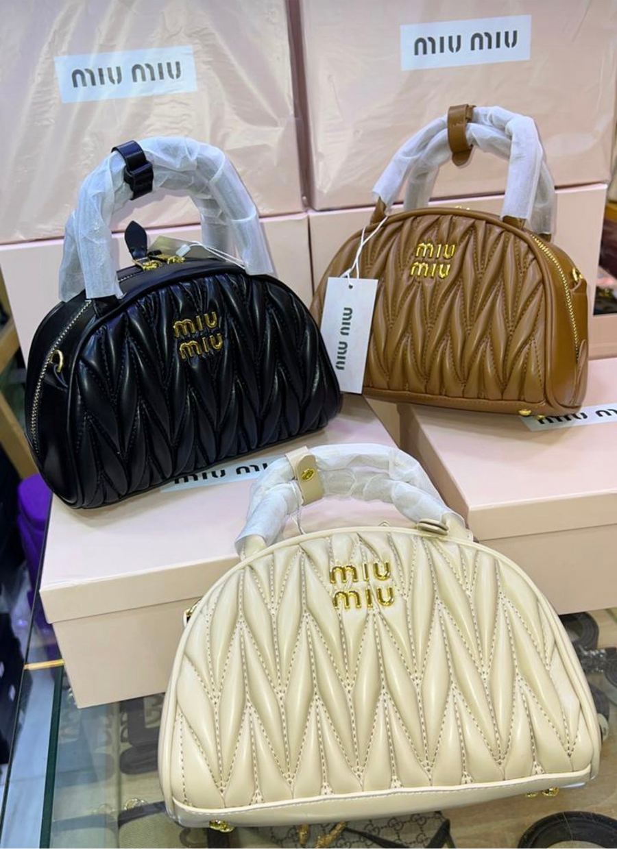Sac à Raviolis Miu Miu En Noir – image 4