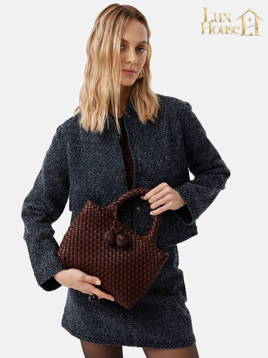 Sac À Main Bottega Tressé Unique De Couleur Bordeaux – image 4