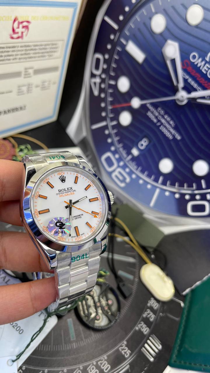 Rolex Milgauss Mens Watch 116400-0002 – Montre Homme – image 4
