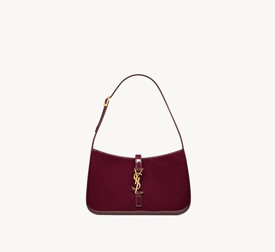 Le 5 À 7 En Semi Cuir Verni Dark Red Wine – image 1