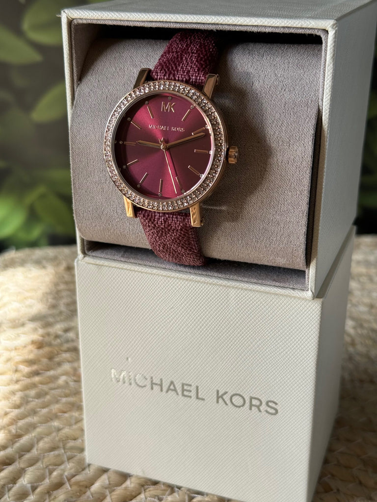 Michael Kors Corey Rouge Vin MKO1025 – Montre Femme – image 3