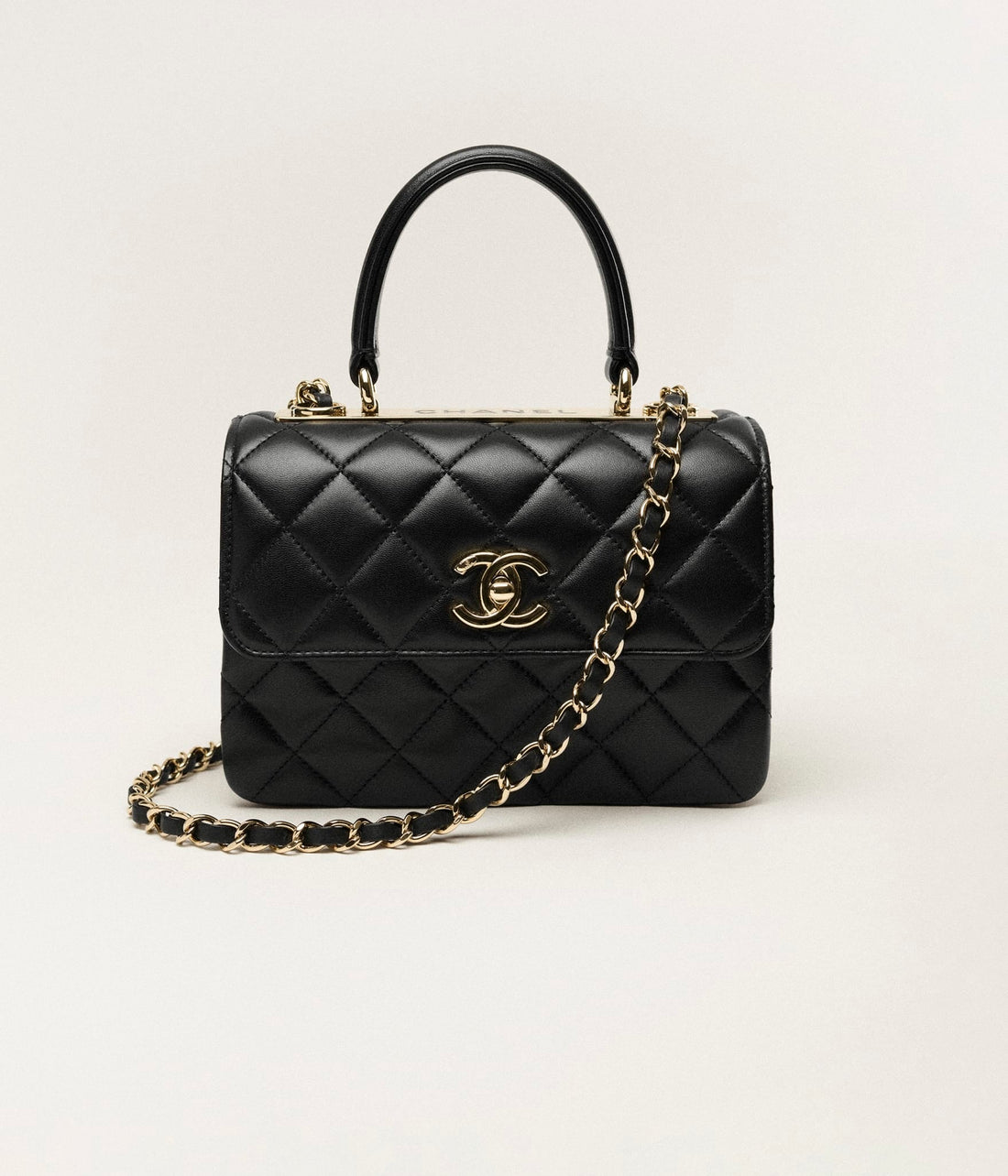 Sac Chanel Trendy CC Top Handle Cuir lisse Noir – image 3
