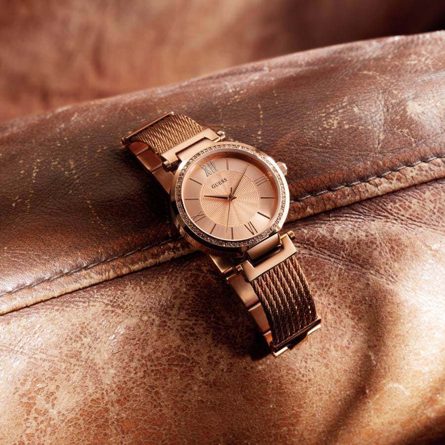 GUESS Soho -W0638L4 – Montre Femme – image 3